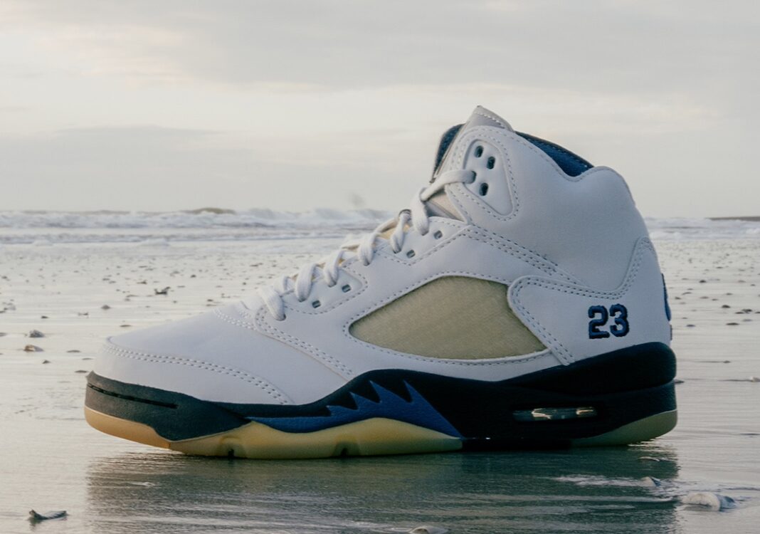 Jordan 5 Retro A Ma Maniére Dawn (Women's)