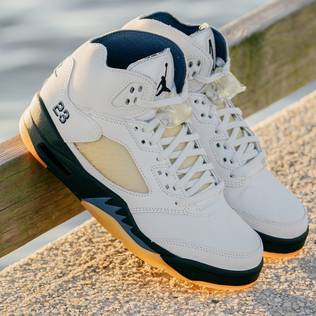 Jordan 5 Retro A Ma Maniére Dawn (Women's)